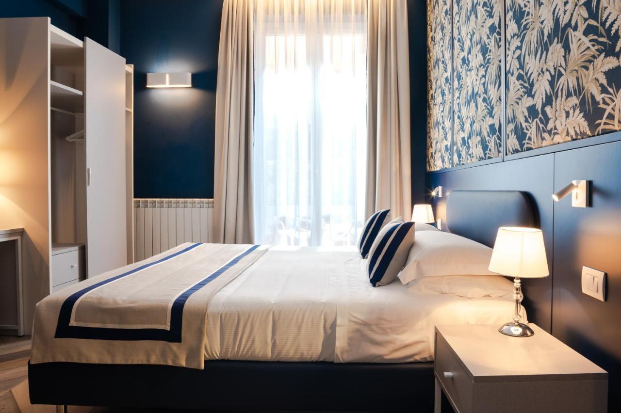 Hotel Monte Rosa เคียวารี ภายนอก รูปภาพ