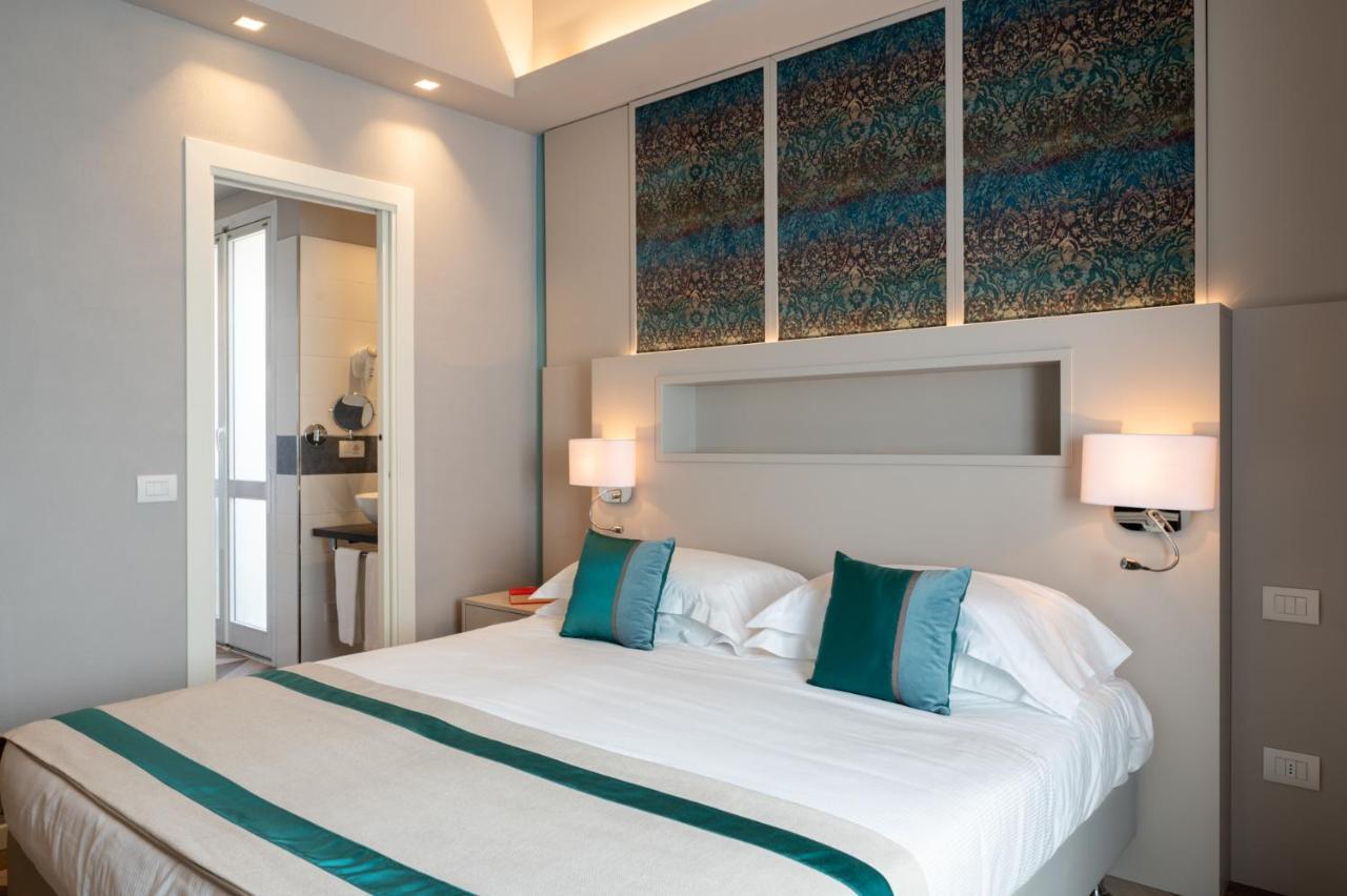 Hotel Monte Rosa เคียวารี ภายนอก รูปภาพ