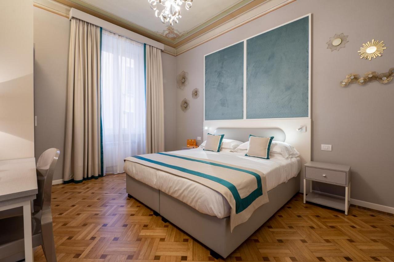 Hotel Monte Rosa เคียวารี ภายนอก รูปภาพ